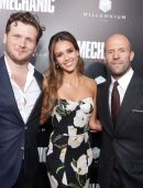 Jessica-Alba-Premiere-of-Mechanic-Resurrection-in-Hollywood-5