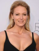 Jewel-Kilcher-at-The-Comedy-Central-Roast-of-Rob-Lowe-LA-1