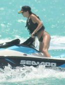 Kendall-Jenner-Bikini-Candids-in-Turks-and-Caicos-213