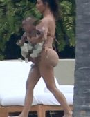 Kim-Kardashian-373