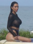 Kim-Kardashian-454
