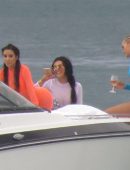 Kim-Kardashian-Candids-in-Mexico-374