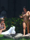 Kim-Kardashian-in-Bikini-in-Punta-Mita-Mexico-15