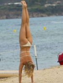 Kimberley-Garner-Bikini-Candids-St-Tropez-6