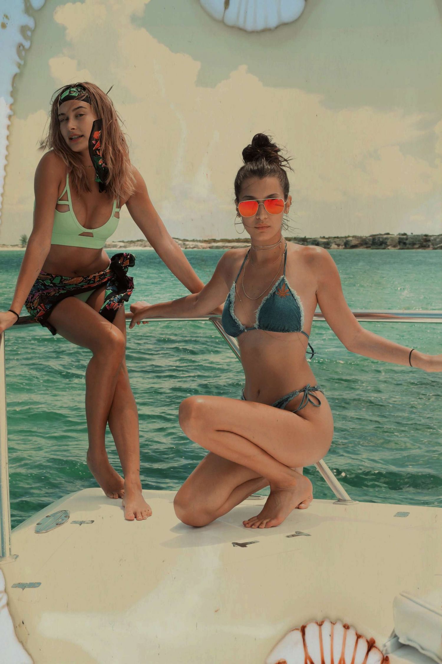 Kylie-Jenner-,Kendall-Jenner-Hailey-Baldwin-and-Bella-Hadid-33