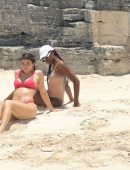 Kylie-Jenner-Red-Bikini-in-Turks-&-Caicos-6