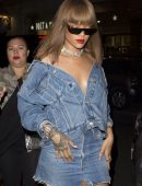 Rihanna-377