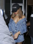 Rihanna-380