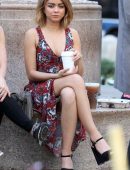 Sarah-Hyland-478