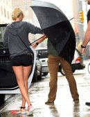 Taylor-Swift-Candids-in-Shorts-NY-13