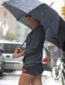 Taylor-Swift-Candids-in-Shorts-NY-7
