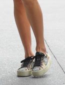 Taylor-Swift-Leggy-Candids-in-NY-608