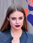 Xenia-Tchoumitcheva-27