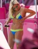 Zara-Holland-4