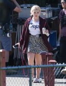 Abigail-Breslin-on-the-Set-of-Scream-Queens-in-LA-11