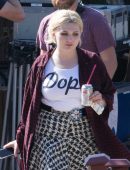 Abigail-Breslin-on-the-Set-of-Scream-Queens-in-LA-3