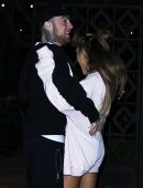 Ariana-Grande-Out-and-About-in-LA-3