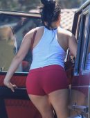 ariel-winter-booty-in-red-shorts-21