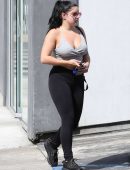 ariel-winter-cleavage-in-tank-top-1