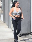 ariel-winter-cleavage-in-tank-top-10