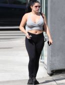 ariel-winter-cleavage-in-tank-top-6