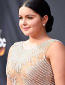 ariel-winter-at-2016-emmy-awards-2