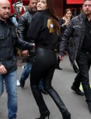 barbara-palvin-on-motorbike-14