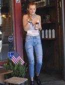 Bella-Thorne-Out-and-About-in-Beverly-Hills-9