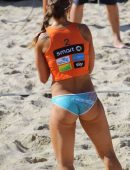 chantal-laboureur-playing-beach-volleyball-7