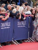 Chloe-Moretz-at-Opening-Ceremony-of-the-42th-Deauville-US-Film-Festival-14