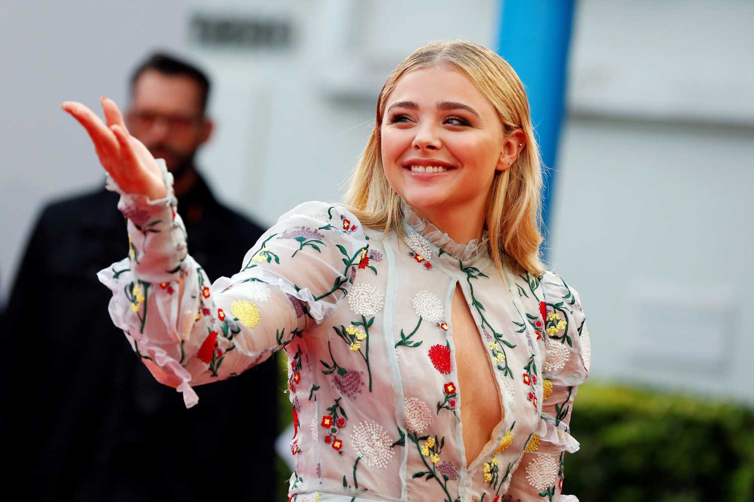 Chloe-Moretz-at-Opening-Ceremony-of-the-42th-Deauville-US-Film-Festival-2