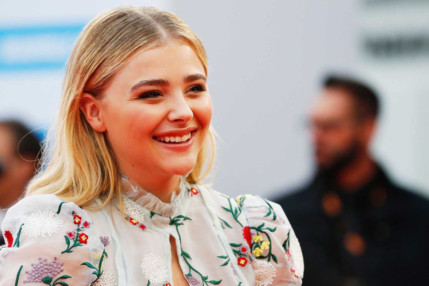 Chloe-Moretz-at-Opening-Ceremony-of-the-42th-Deauville-US-Film-Festival-6