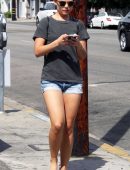 danielle-campbell-shorts-853