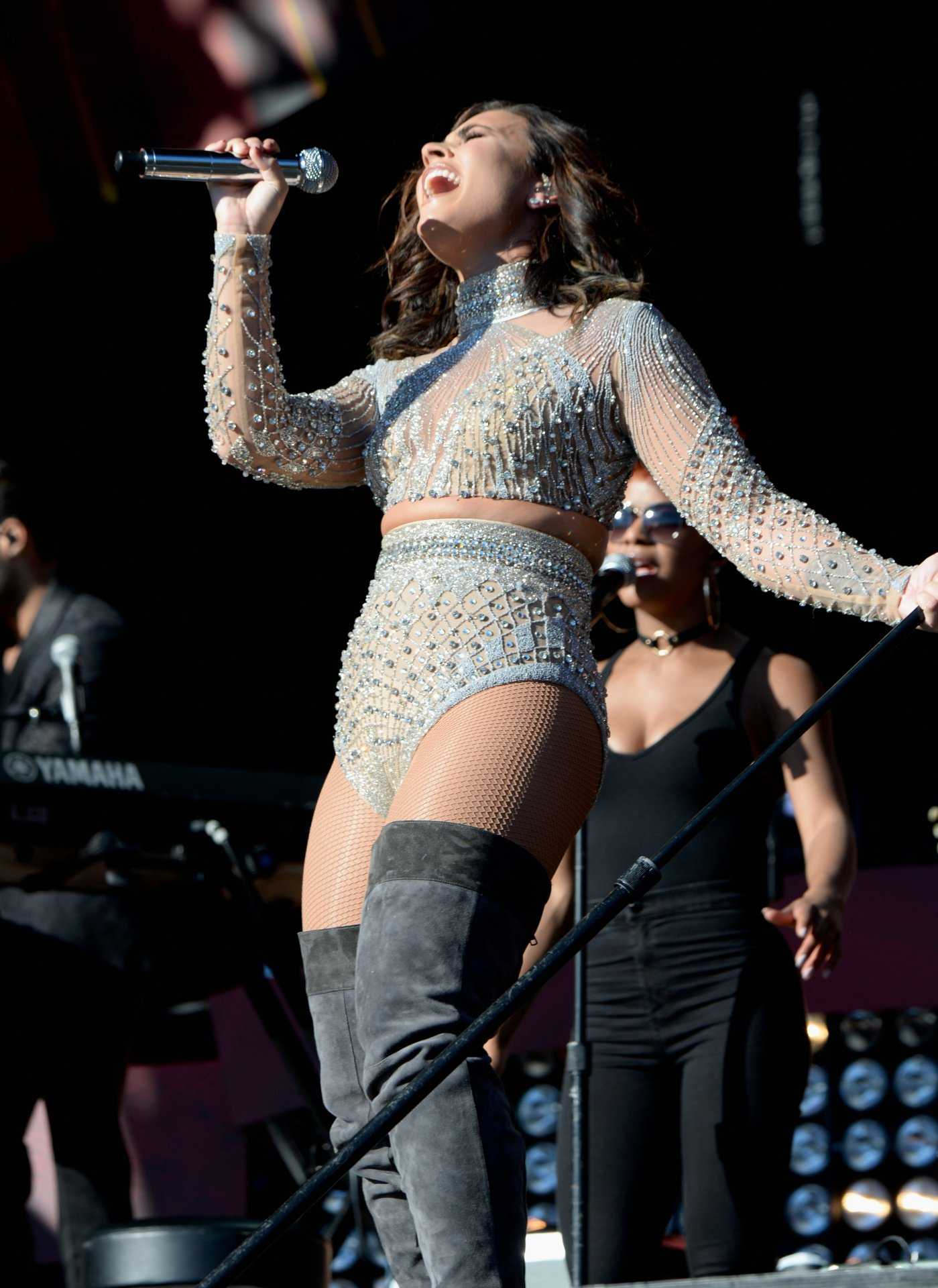 demi-lovato-at-2016-global-citizen-festival-in-ny-6