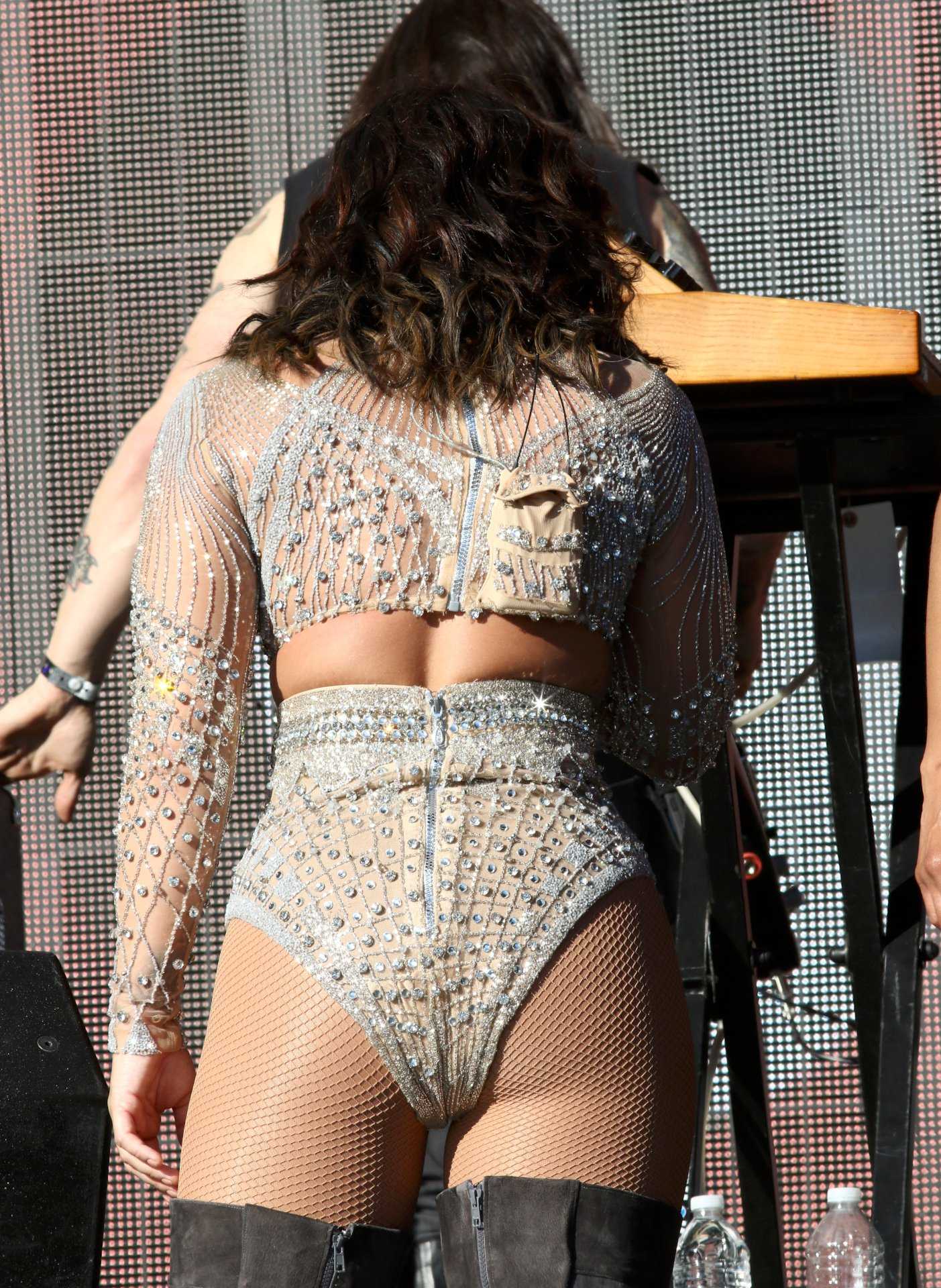 demi-lovato-at-2016-global-citizen-festival-in-ny-9