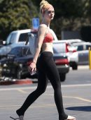 elle-fanning-oa-studio-city-7
