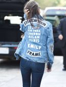 emily-ratajkowski-in-jeans-557