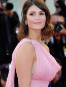 gemma-arterton-at-closing-ceremony-of-the-73rd-venice-film-festival-19