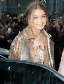 gigi-hadid-heading-to-the-max-mara-store-5