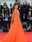Giulia-Salemi-Upskirt-at-Brimstone-Premiere-12
