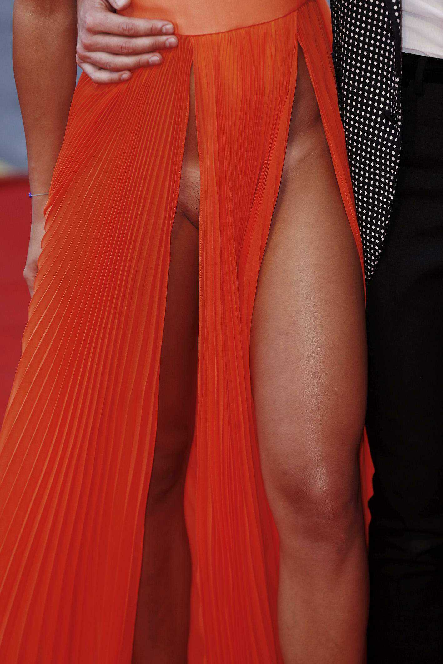 Giulia-Salemi-Upskirt-at-Brimstone-Premiere-6