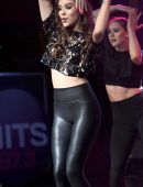 hailee-steinfeld-hits-97-3-sessions-in-fort-lauderdale-1