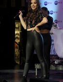hailee-steinfeld-hits-97-3-sessions-in-fort-lauderdale-7