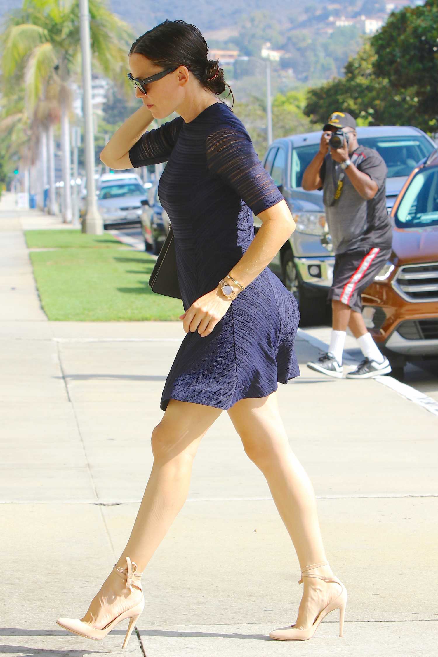 jennifer-garner-going-to-church-in-brentwood-1