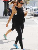 jennifer-garner-going-to-workout-with-a-friend-in-beverly-hills-10