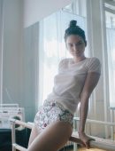 kendall-jenner-in-vogue-magazine-photoshoot-october-2016-2