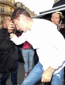 kim-kardashian-butt-kissed-by-journalist-vitalii-sediuk-9