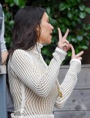 kim-kardashian-arrives-to-kylie-jenner-and-kendall-jenner-pop-up-event-in-ny-4