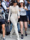 kim-kardashian-arrives-to-kylie-jenner-and-kendall-jenner-pop-up-event-in-ny-7
