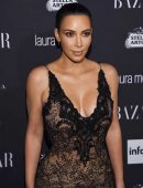kim-kardashian-at-harpers-bazaar-celebrates-icons-party-at-nyfw-4